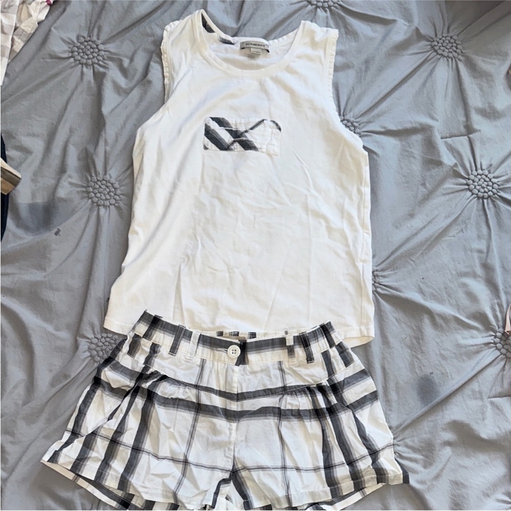 Burberry Kids White Top and pants set